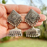 Chokor Silver Jhumka