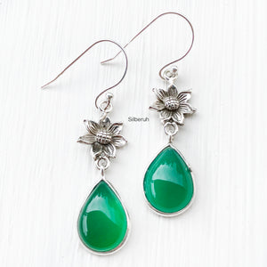 Green Onyx Flower Silver Earring